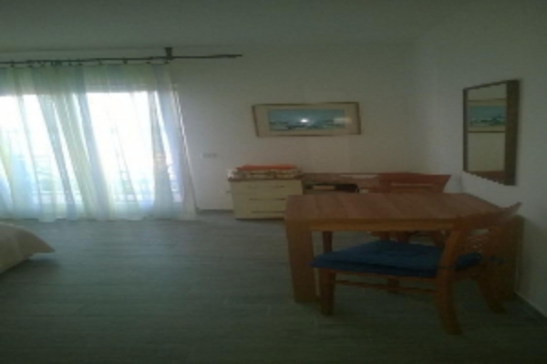 Hotel J & B Holiday House